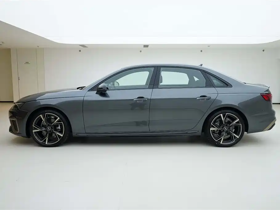 Audi A4L 2024 40 TFSI quattro RS Kit Speed Edition фото 3