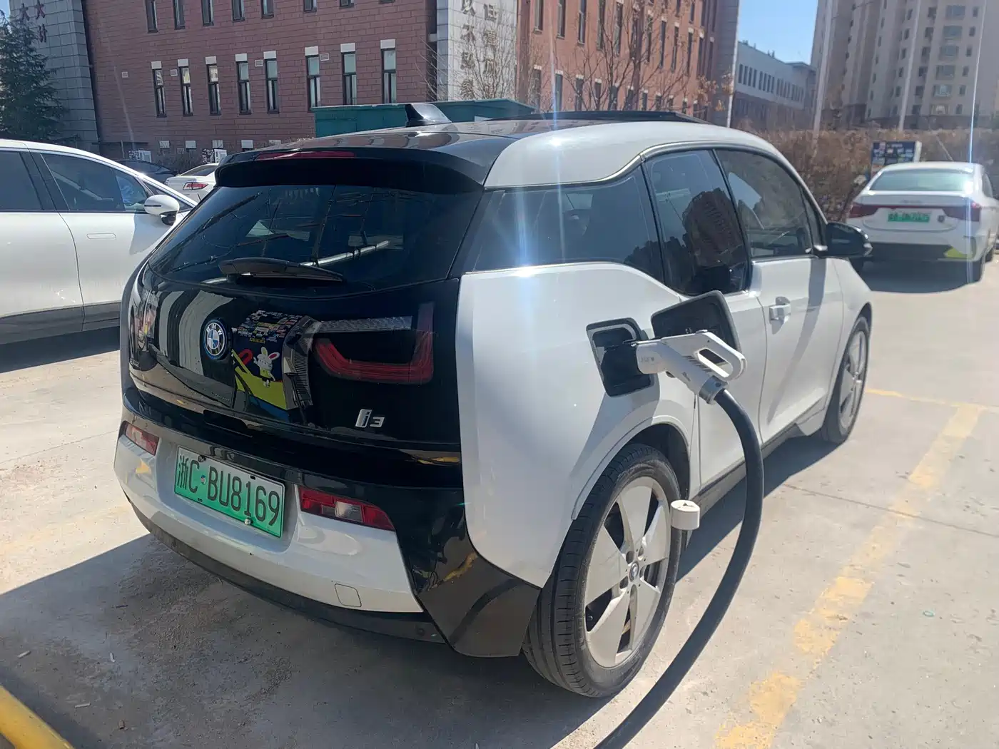 BMW I3