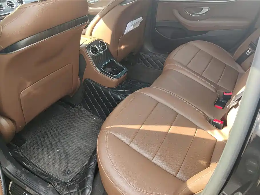 Mercedes-Benz E-Class 2021 Facelift E 260 L Sport 4MATIC фото 11