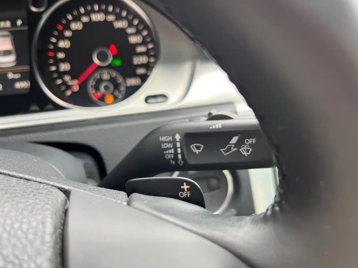 Volkswagen FAW-Volkswagen CC 2016 Model 1.8TSI Luxury фото 16