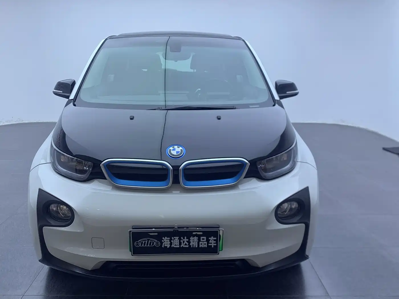BMW I3