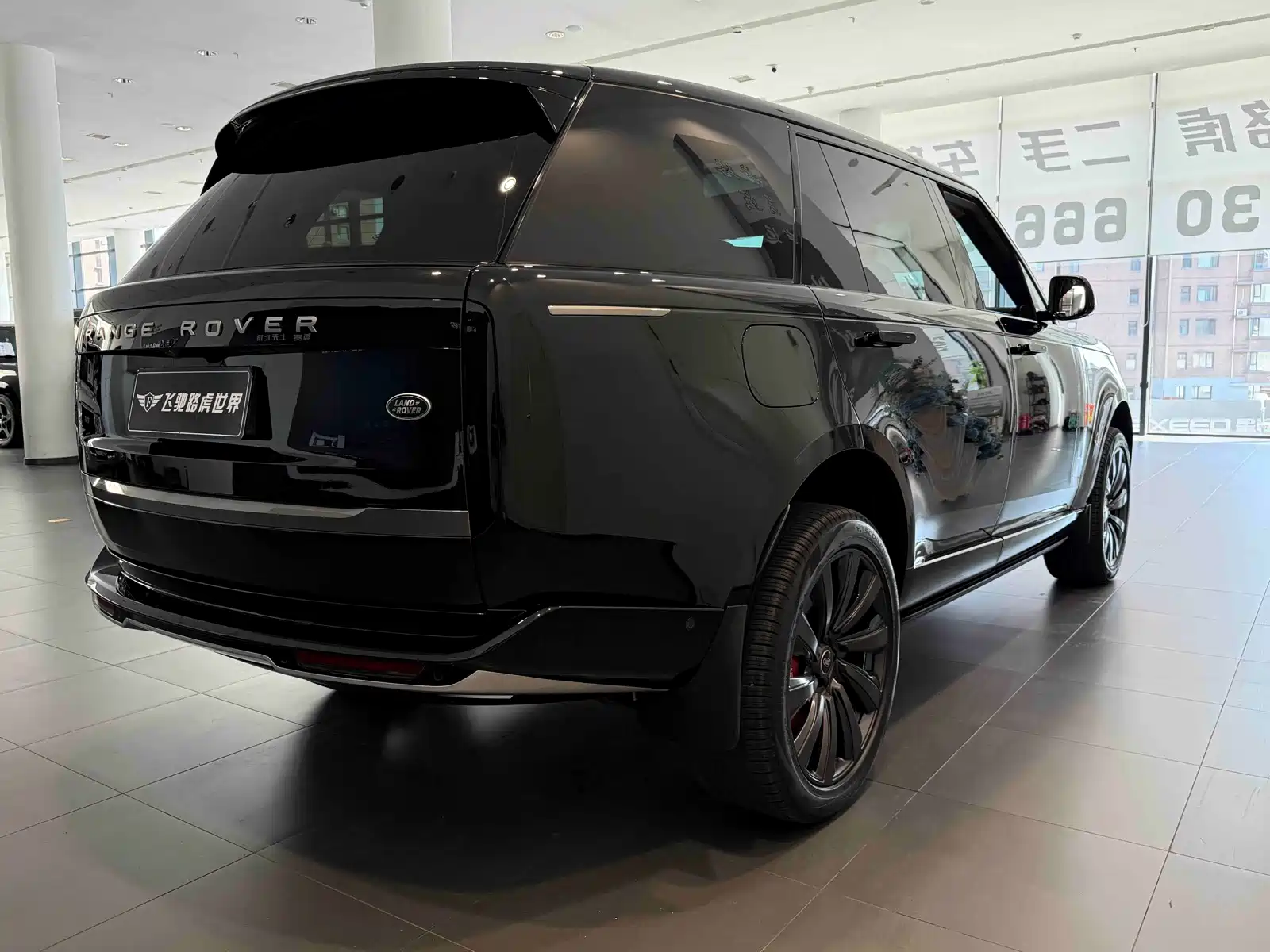 Фото 24 - Land Rover Range Rover