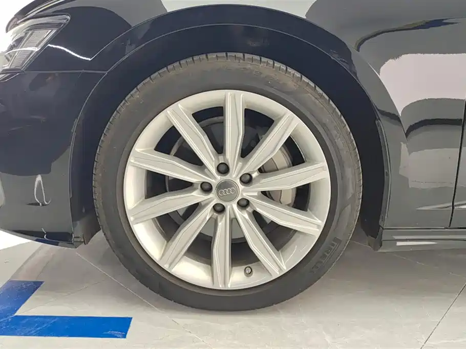 Audi A6L 2020 45 TFSI Premium Dynamic фото 6