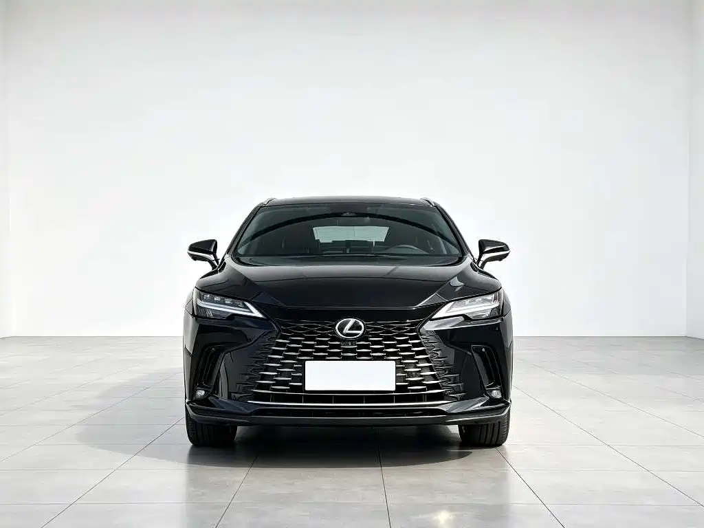 Photo 2 - Lexus RX