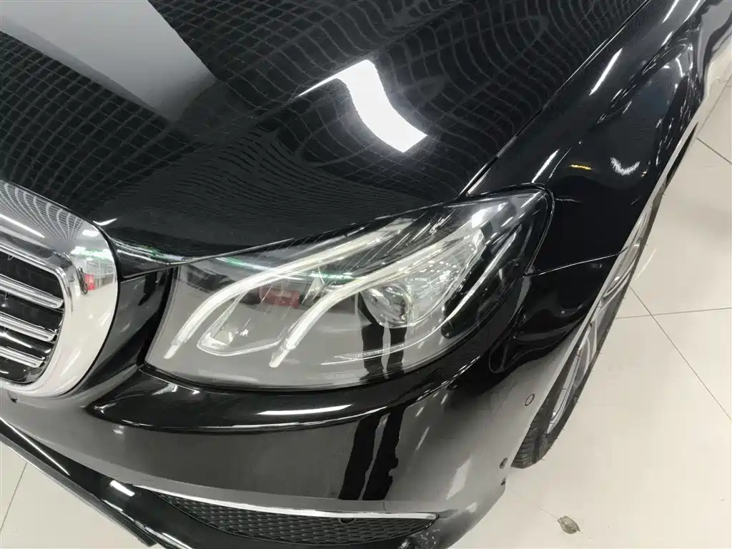 Mercedes-Benz E-Class 2019 E 200 L Sport фото 24