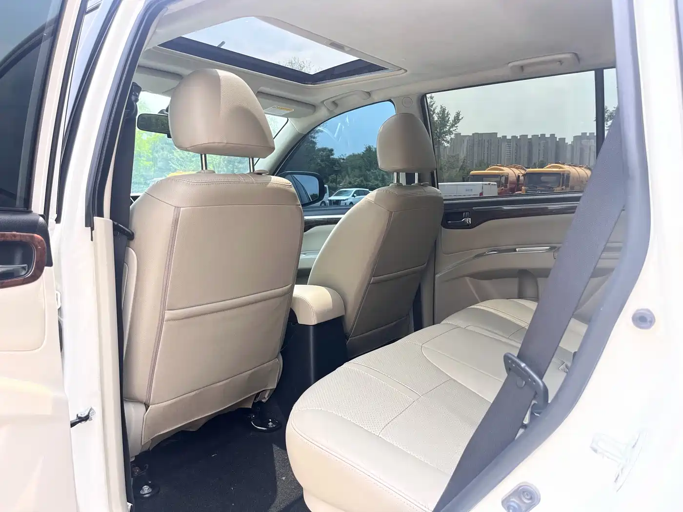 Mitsubishi Pajero Sport 2013 3.0L Automatic 2WD Luxury фото 6