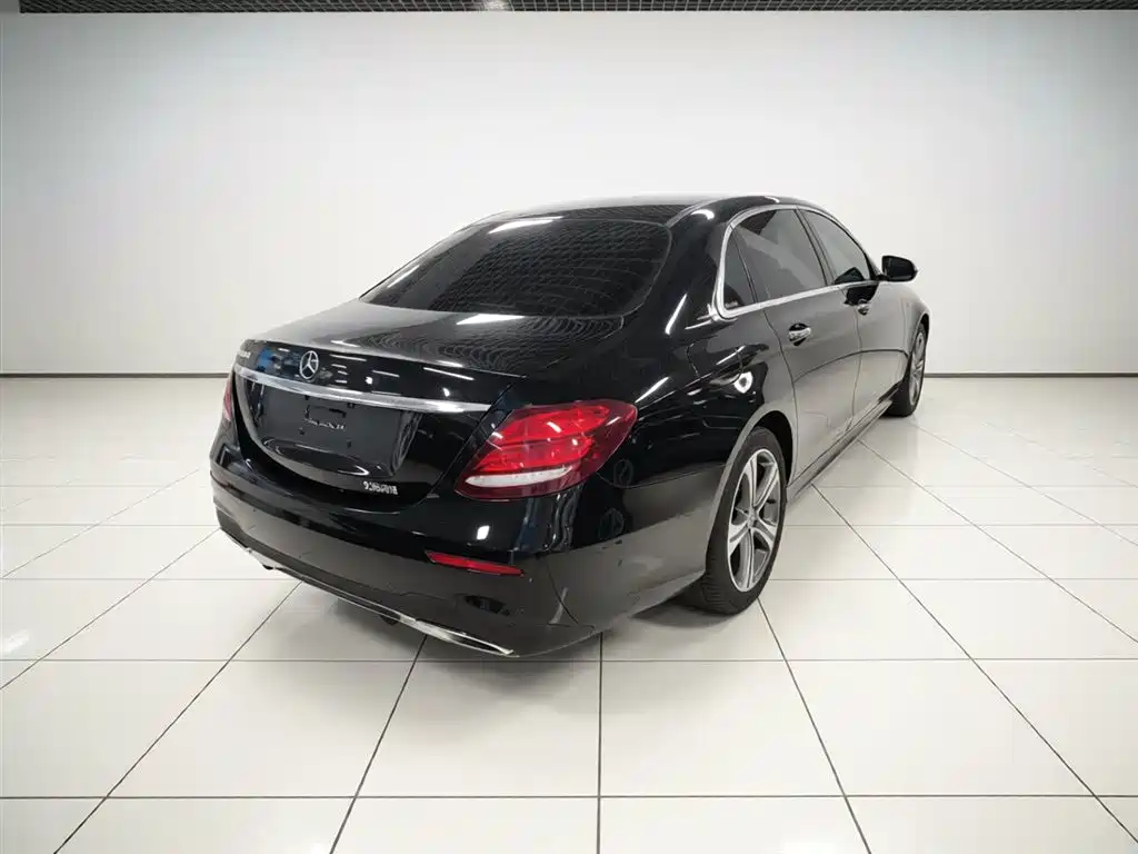 Mercedes-Benz E-Class 2019 E 200 L Sport фото 7