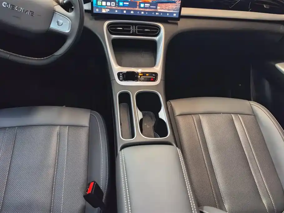 Geely Galaxy Starry Wish 2025 UP 410km Explorer Edition фото 16