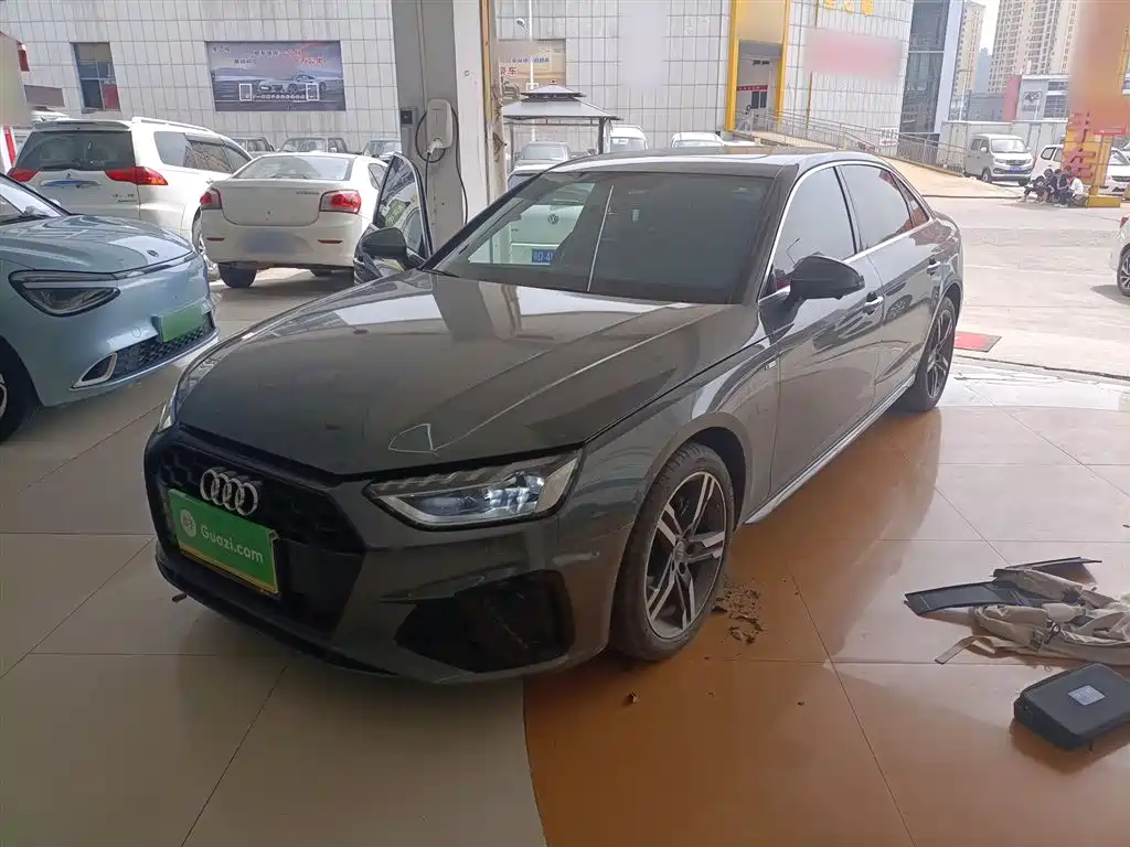 Audi A4L 2020 40 TFSI Luxury Dynamic фото 2