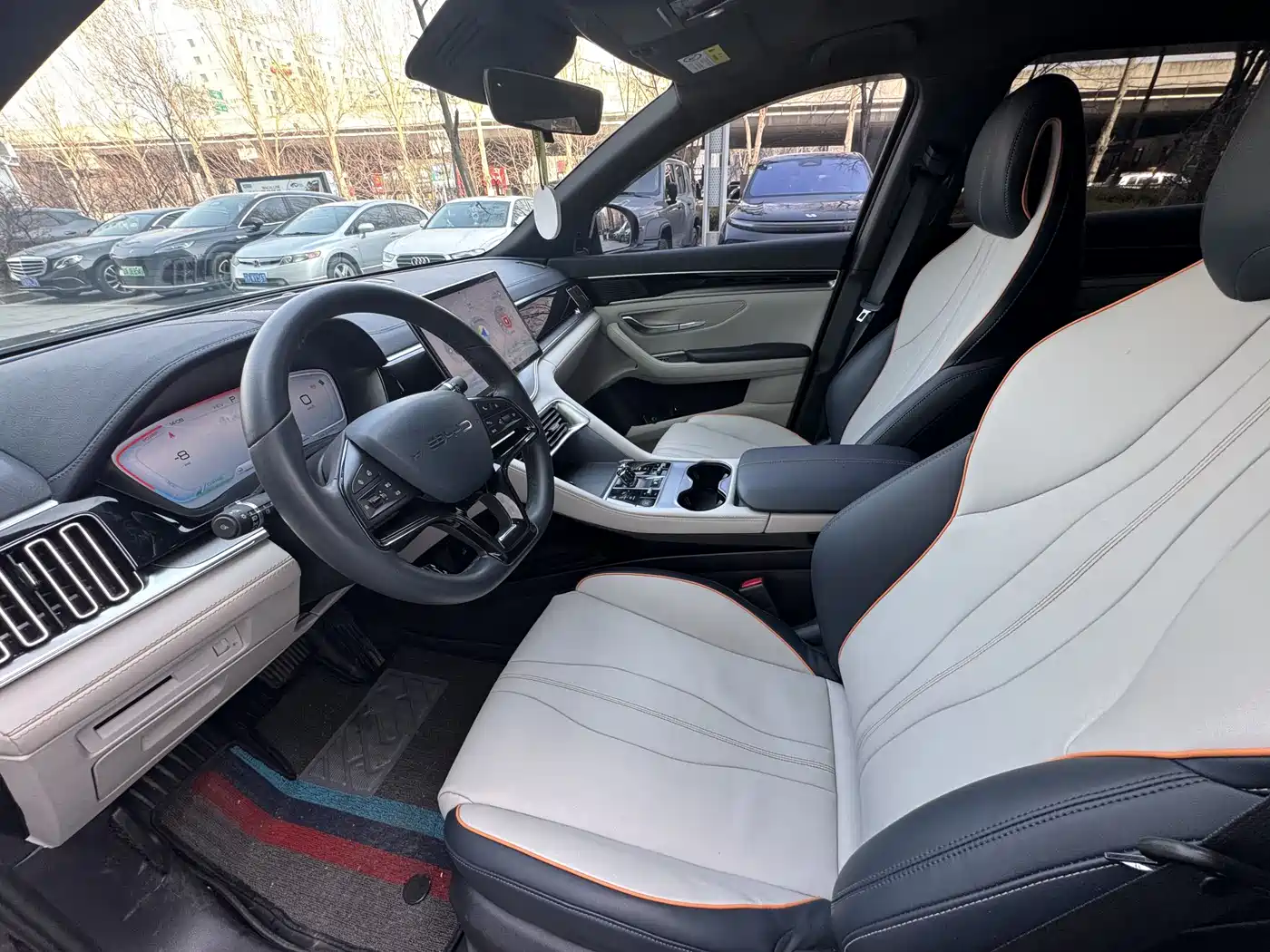 BYD Song PLUS PHEV 2024 Glory Edition DM-i 110km Flagship фото 4