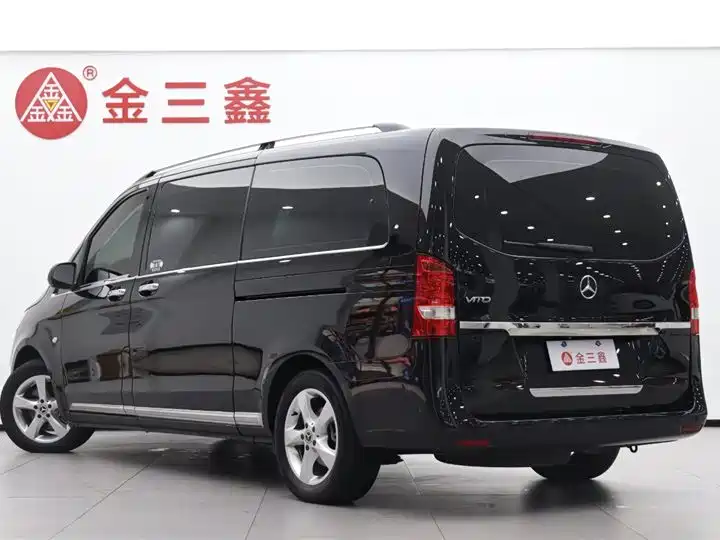 Mercedes-Benz Vito 2020 2.0T Business Edition (7-seater) фото 4