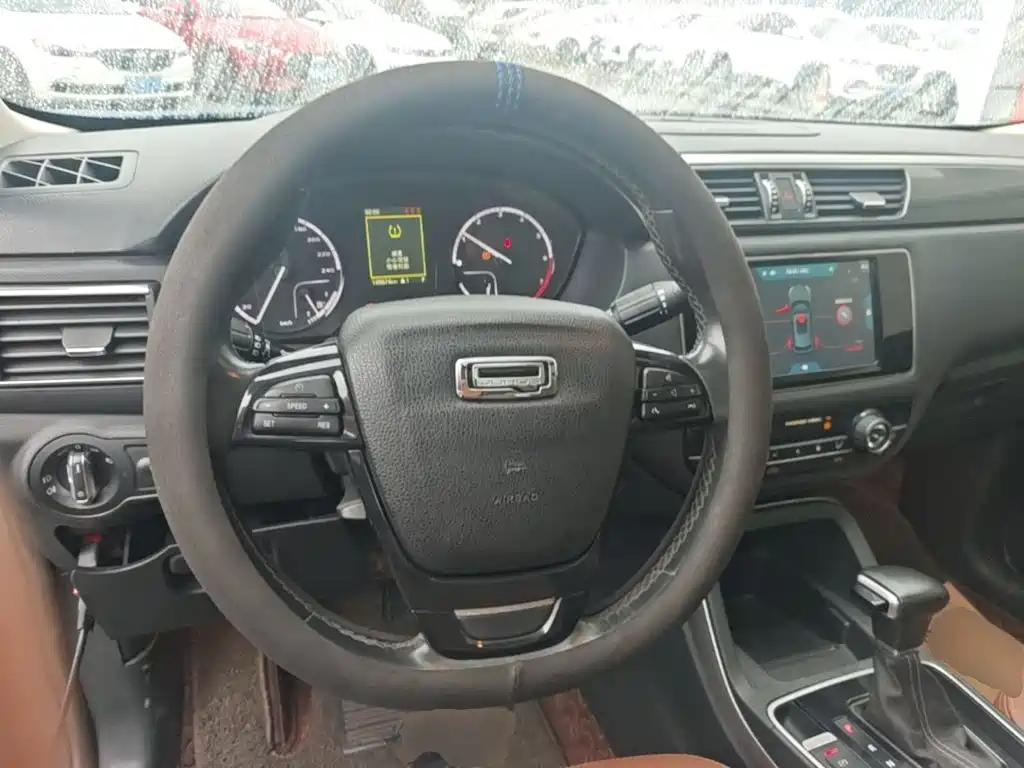 Qoros 5 2016 2016 1.6T Auto Luxury
