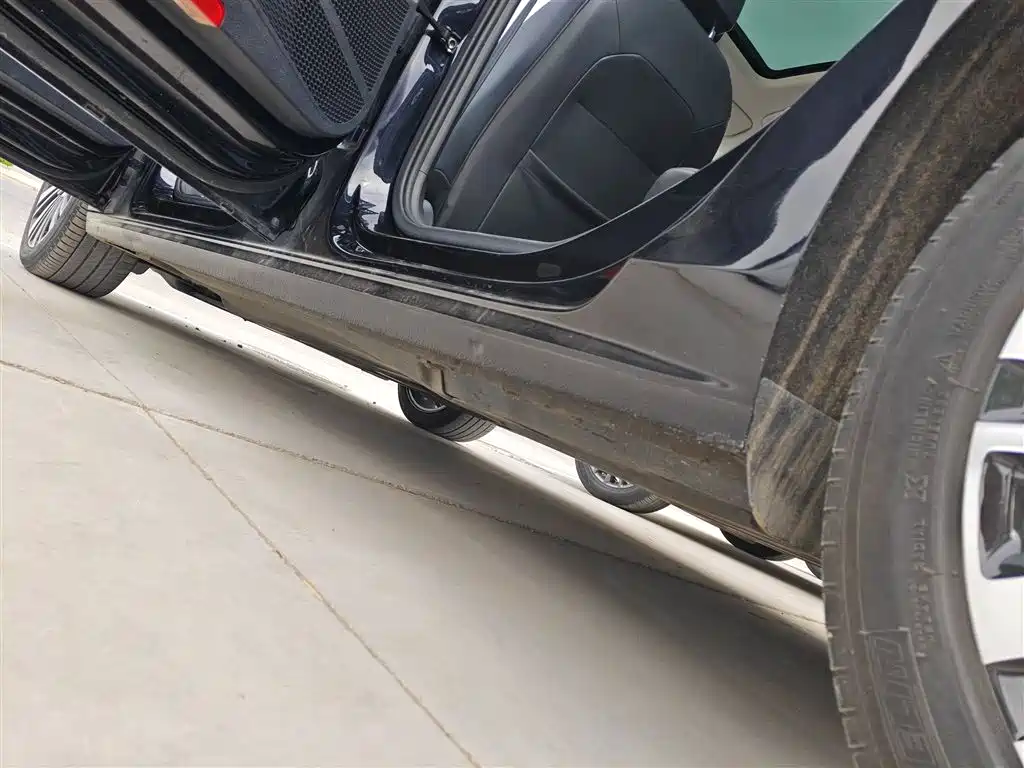 Volkswagen Passat 2019 330TSI Luxury Edition China VI фото 22