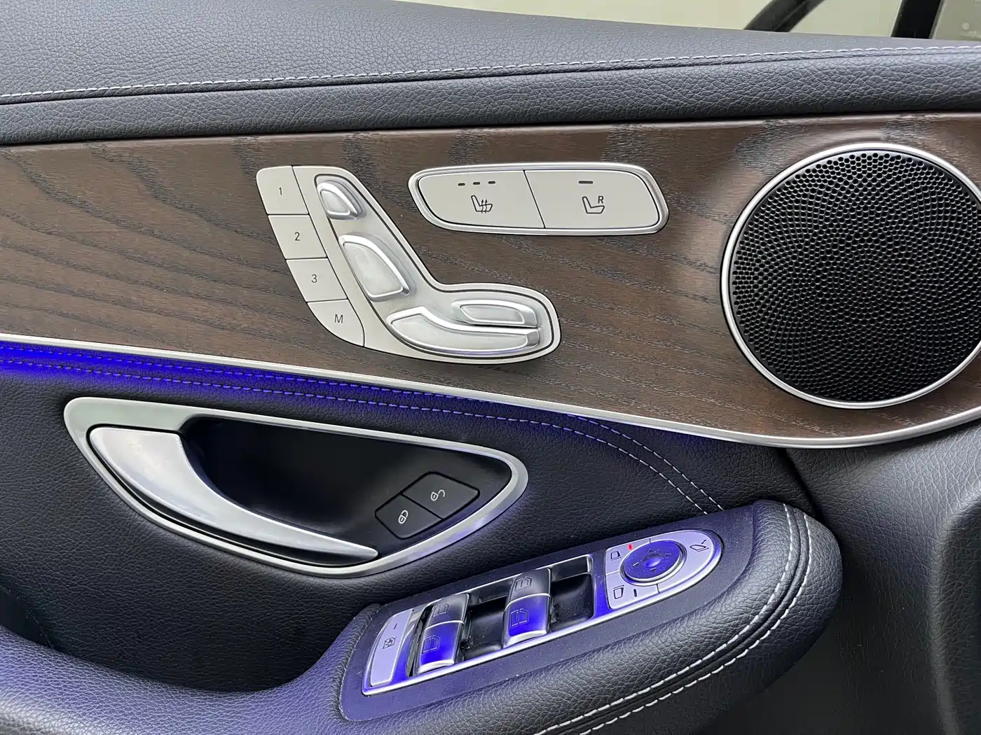 Mercedes-Benz GLC 2020 GLC 300 L 4MATIC Dynamic фото 14