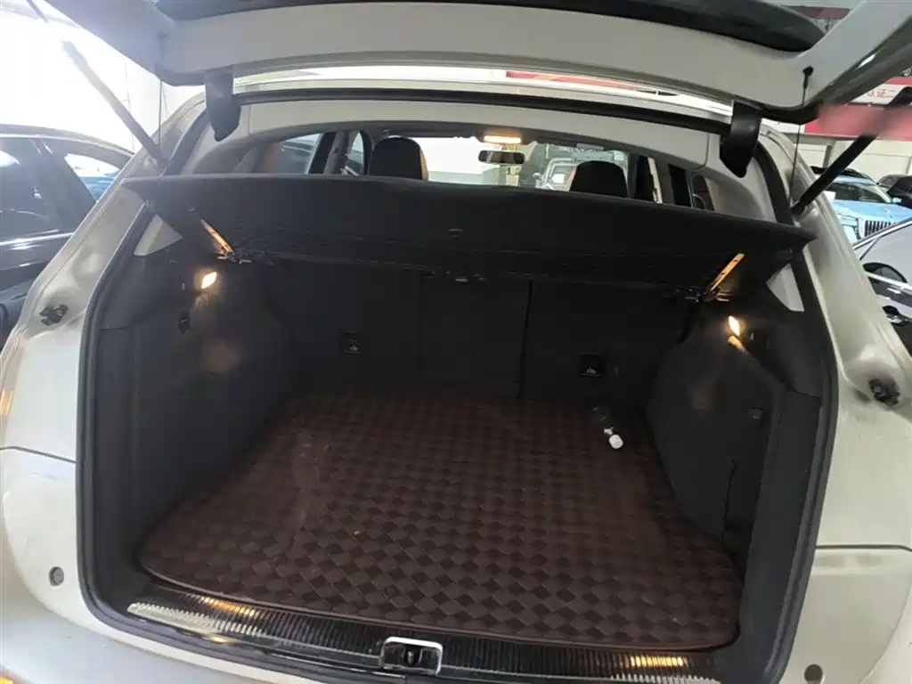 Audi Q5 2015 40 TFSI Technology фото 19