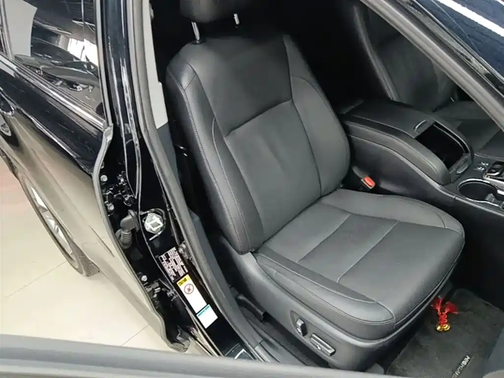 Toyota Highlander 2015 2.0T AWD Luxury Edition 7-seater фото 25