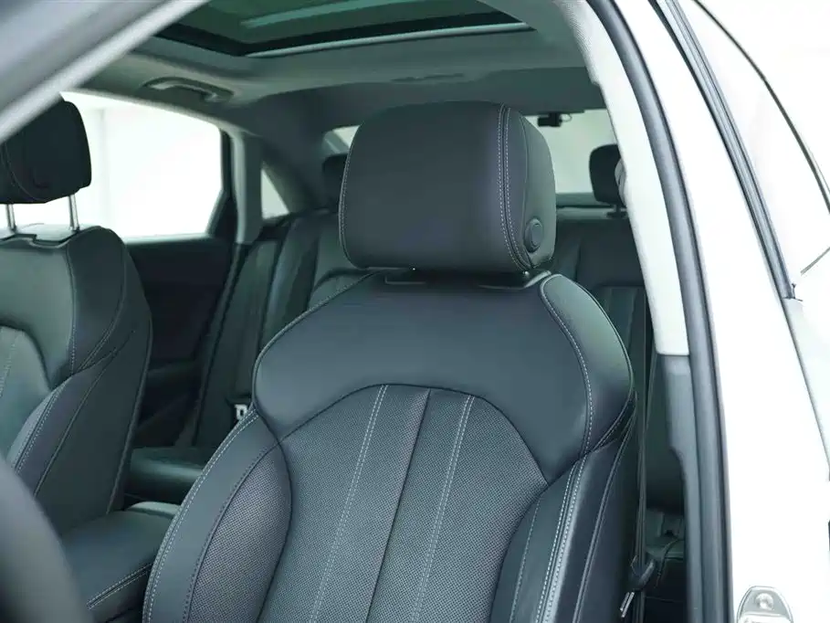 Audi A4L 2020 40 TFSI Fashion Dynamic Edition фото 13