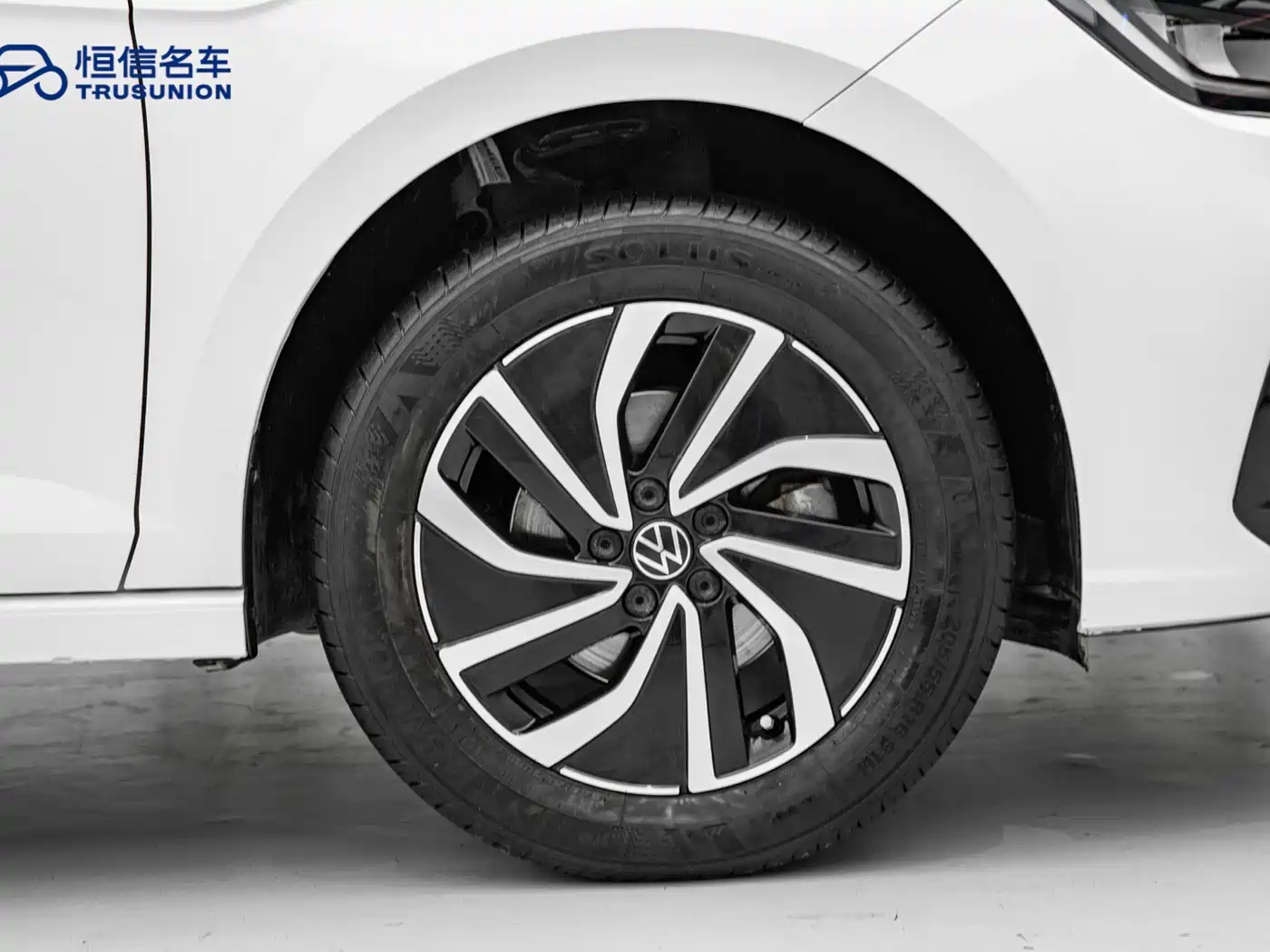 Volkswagen Lavida 2023 New Trend 1.5L Auto Aspiration Edition фото 11
