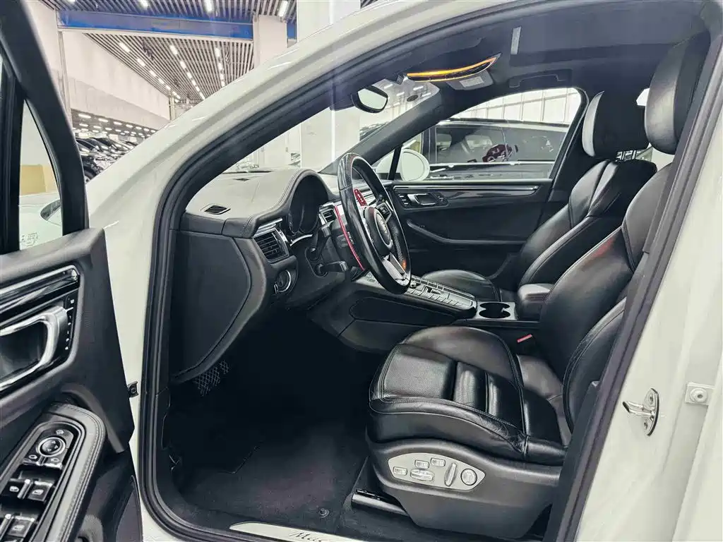 Porsche Macan 2014 Macan S 3.0T фото 15