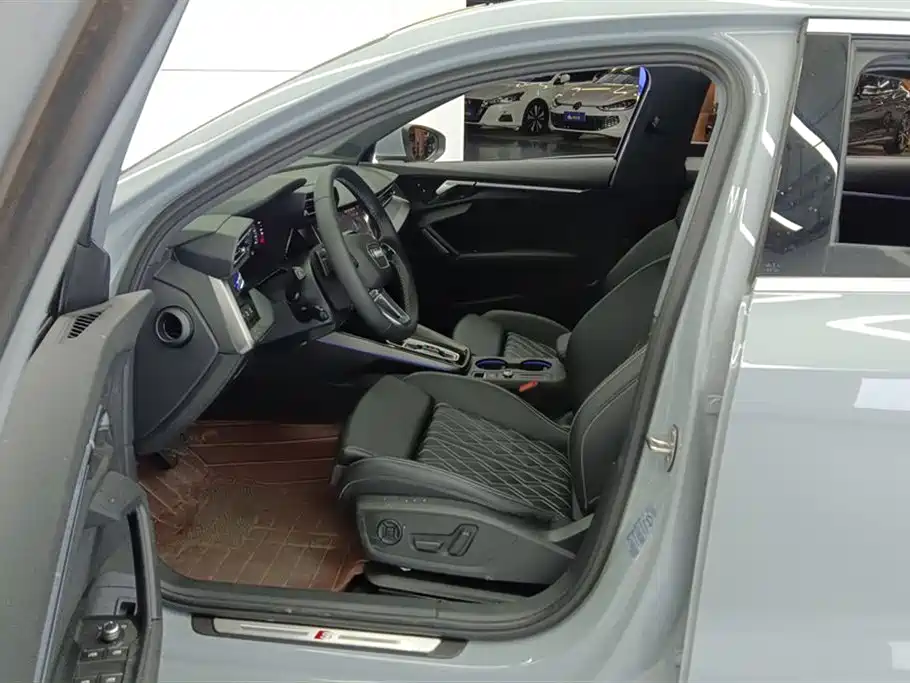 Audi A3 2025 A3L Limousine 35TFSI Flying Premium фото 9