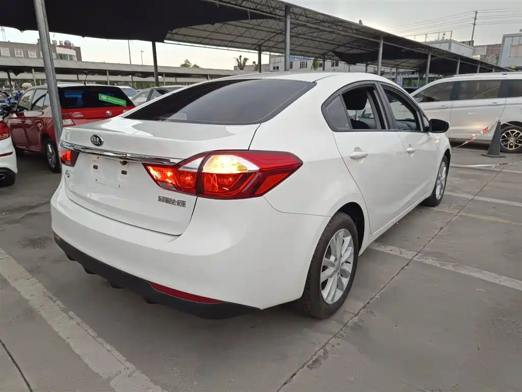 Kia K3 2017 1.6L Automatic 15th Anniversary Special GLS фото 7