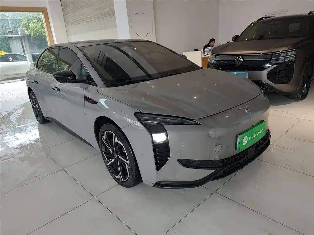 Hongqi EH7 2024 Model 760 Pro+ AWD фото 22