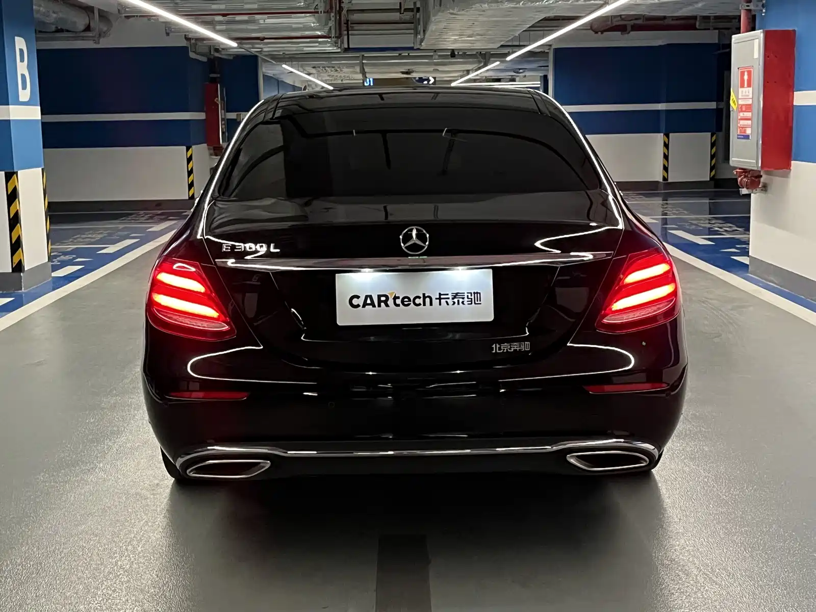 Фото 5 - Mercedes-Benz E-Class