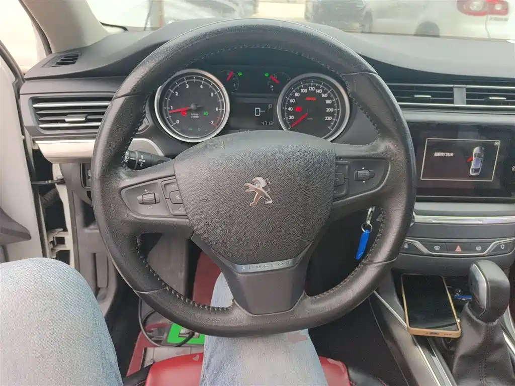 Peugeot 408 2014 1.8L Automatic Luxury Edition фото 11