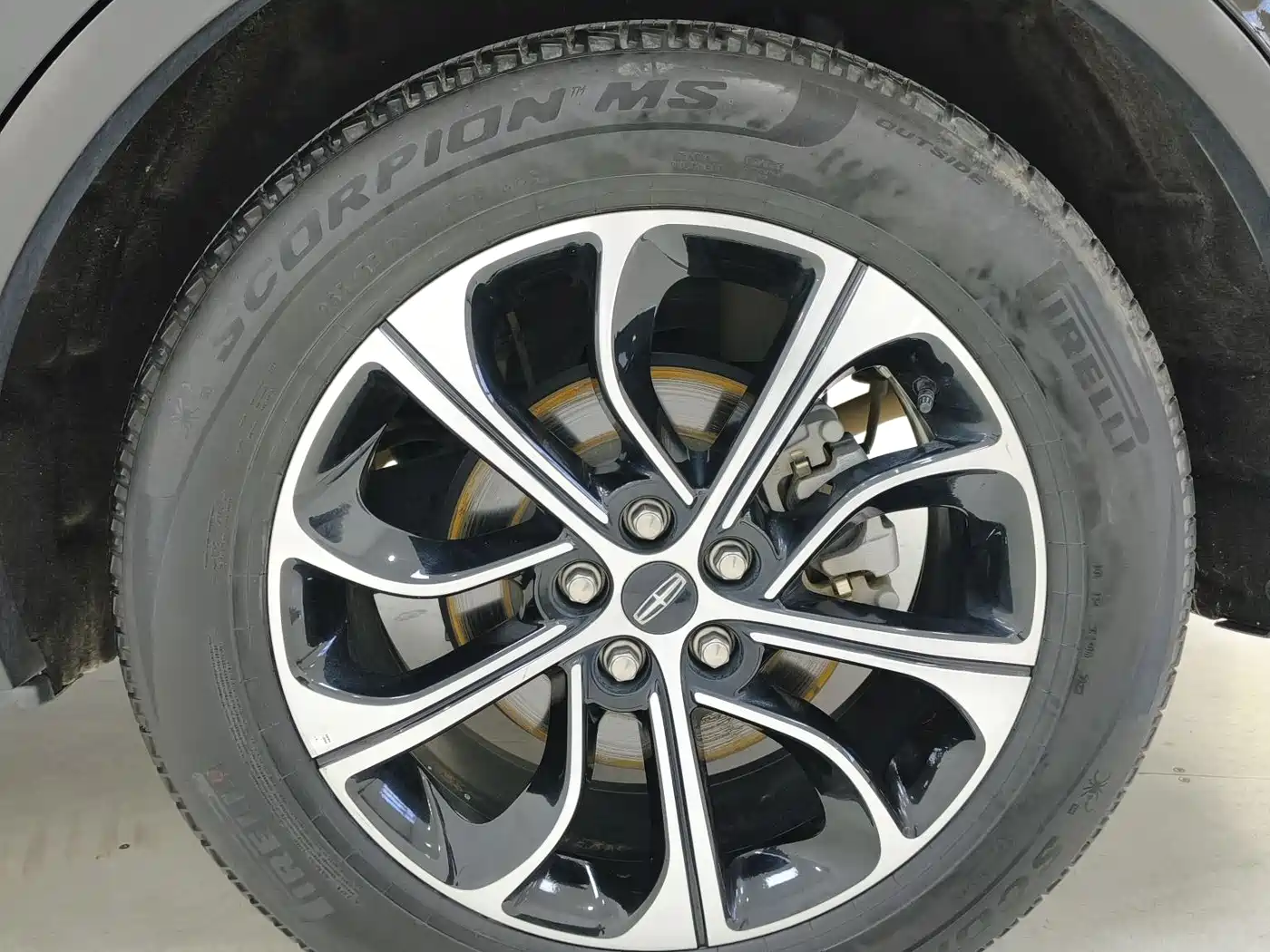 LINCOLN NAVIGATOR