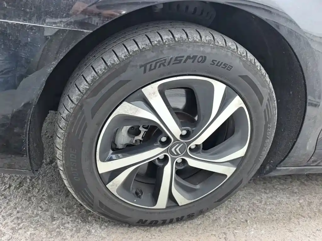 Фото 23 - Citroën C5