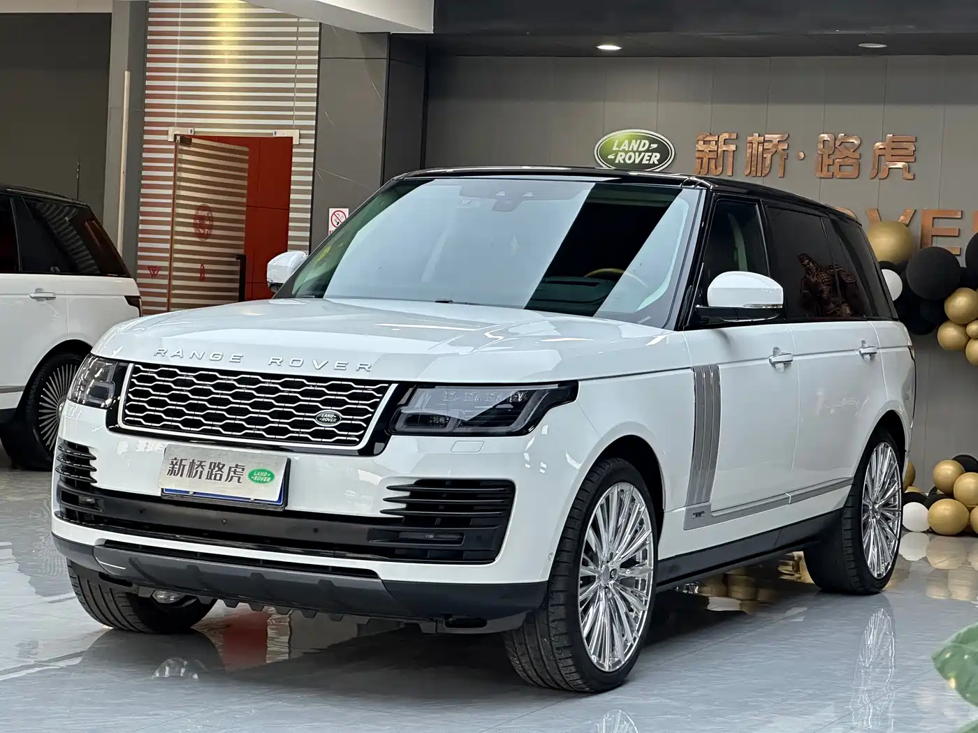 Land Rover Range Rover 2020 3.0 L6 Supreme Creation Extended Version