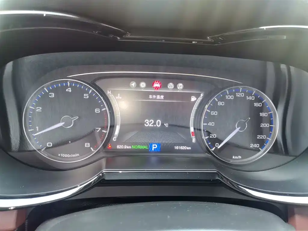 GAC Trumpchi Trumpchi GS8 2017 320T 2WD Luxury Smart Connect (7-seater) фото 12