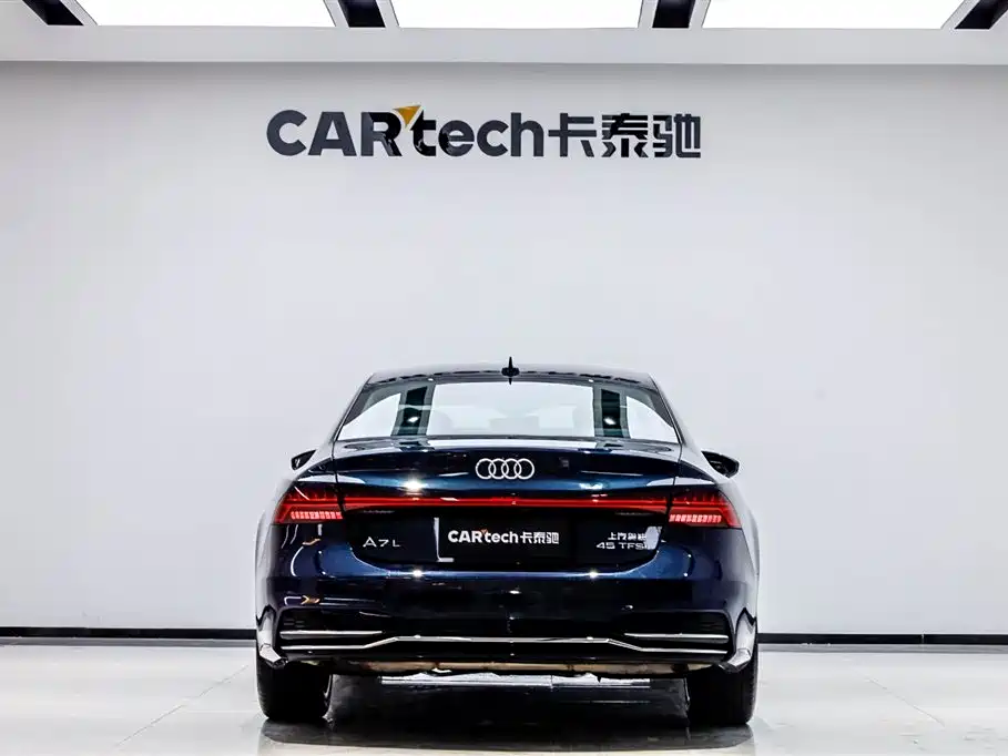 Audi A7L 2024 45TFSI S-line Dream Edition Crystal Package фото 5