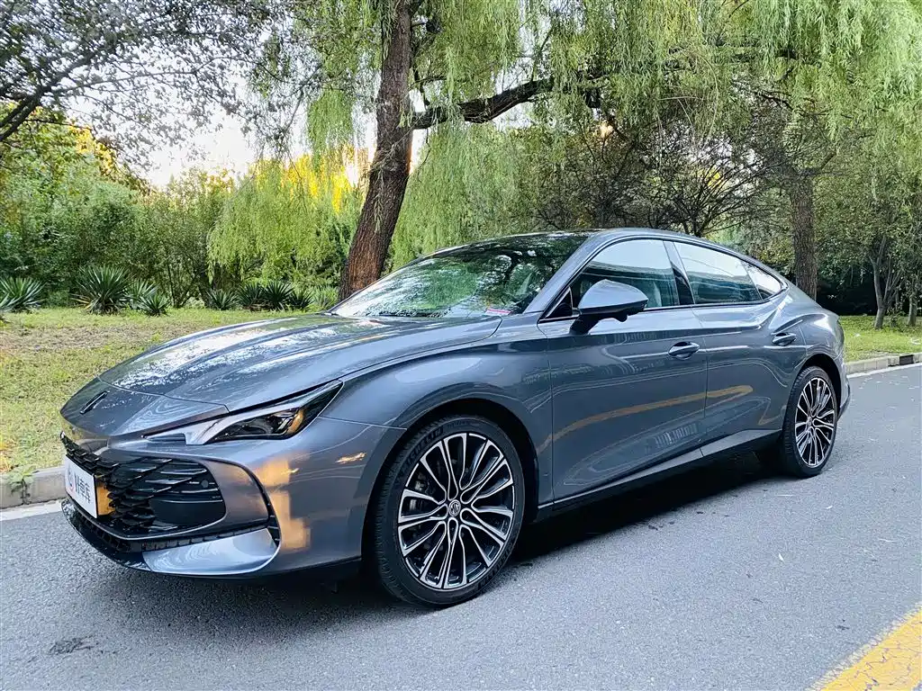 MG MG7 2026 2025 1.5T 300 DCT Elegance Edition