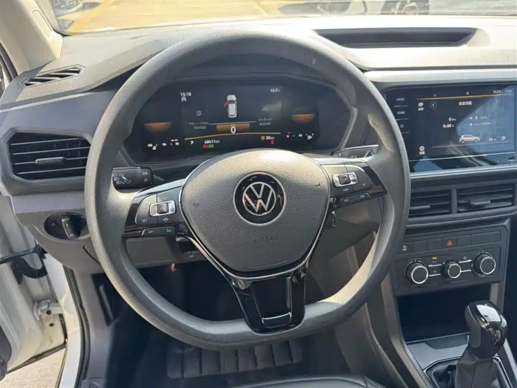 VOLKSWAGEN TU KAI