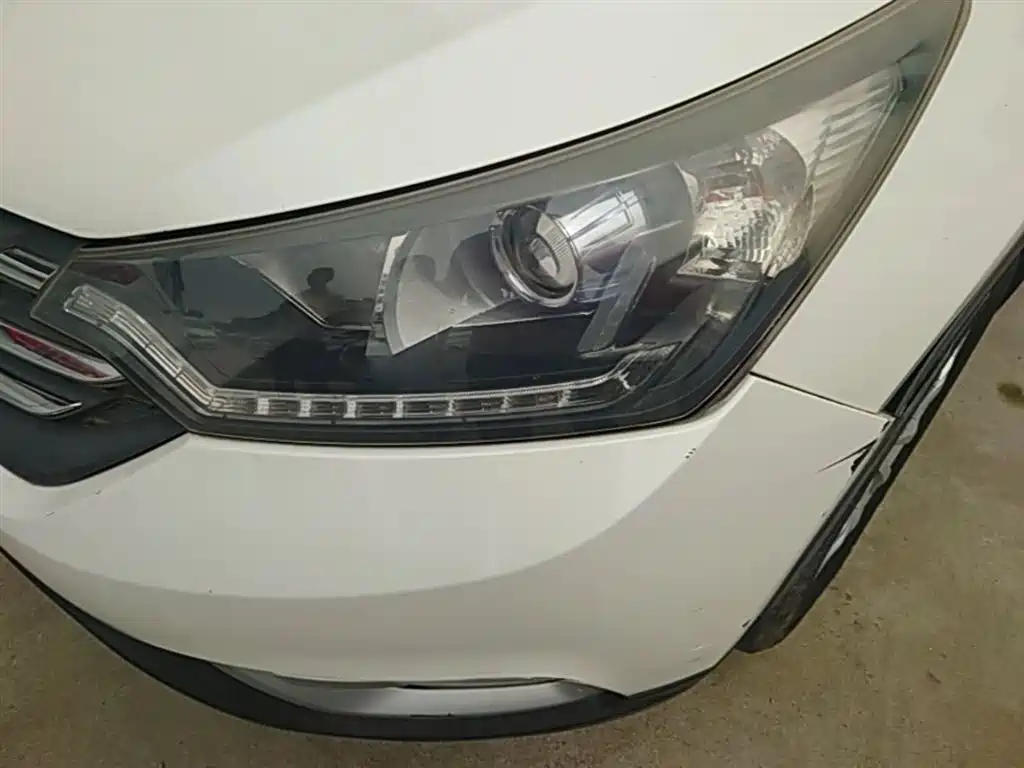 Dongfeng Aeolus Dongfeng Fengshen AX7 2015 2015 2.0L Manual Zhiyi Edition