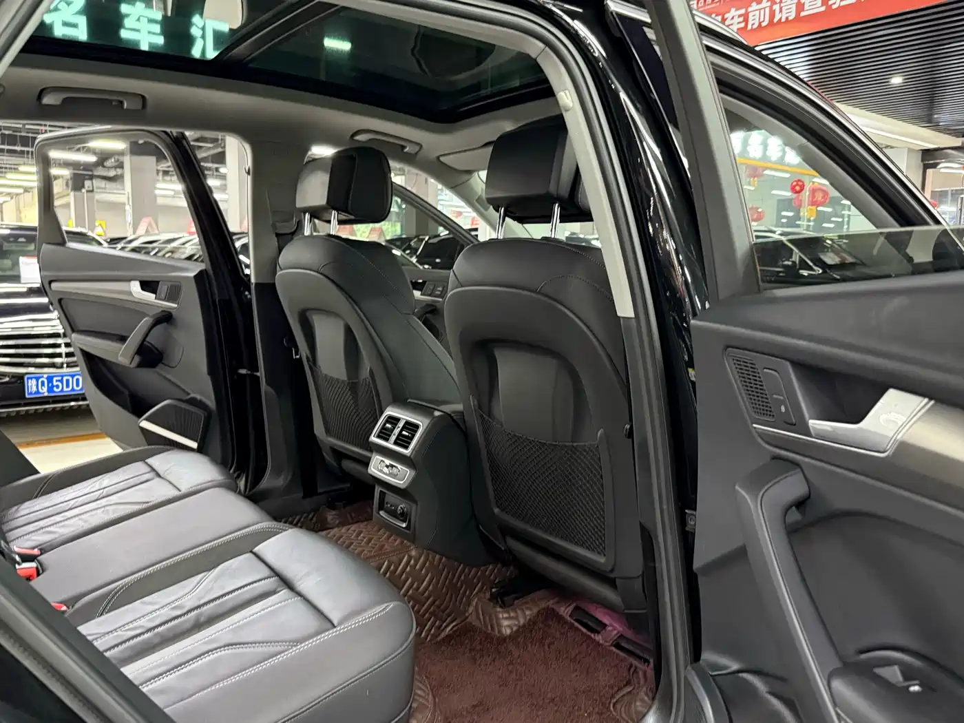 Audi Q5L 2022 45T Luxury Dynamic фото 16