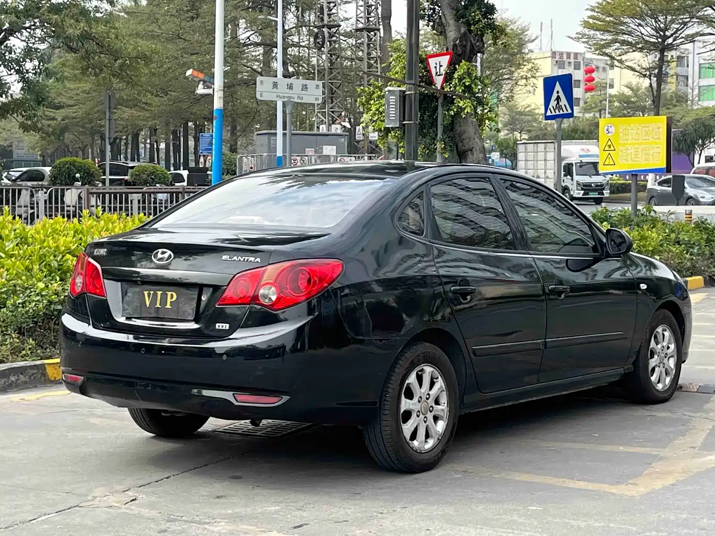 Hyundai Elantra 2011 1.6L Automatic Comfort фото 9