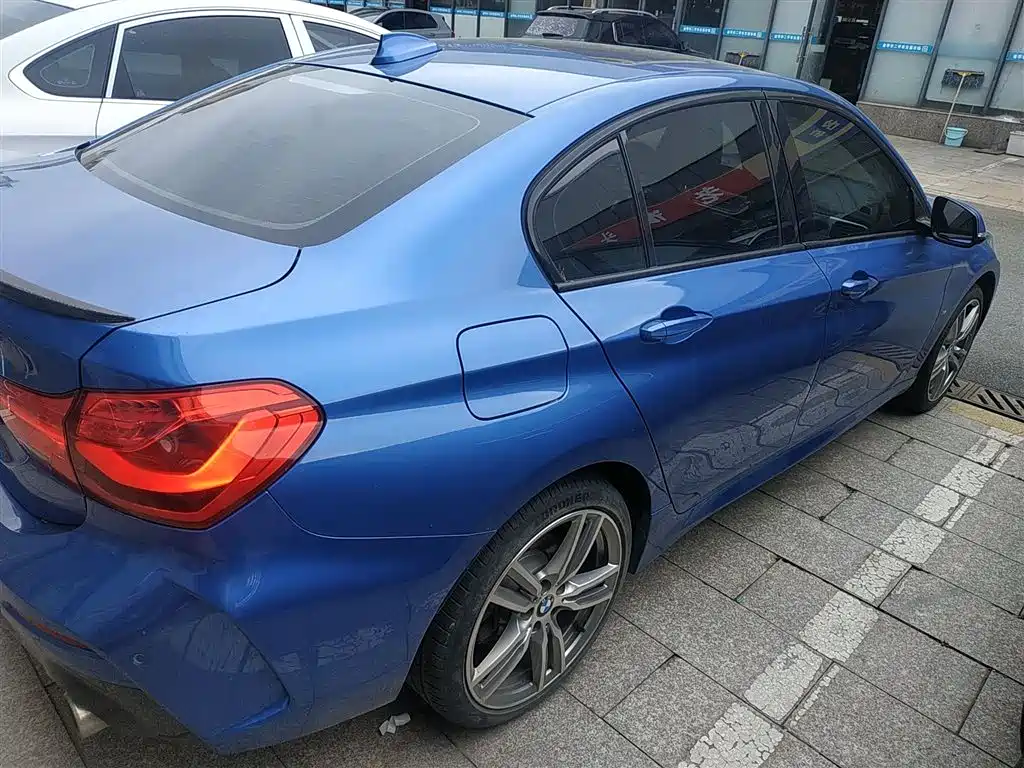 BMW 1 Series 2019 120i Leading M Sport Package фото 5