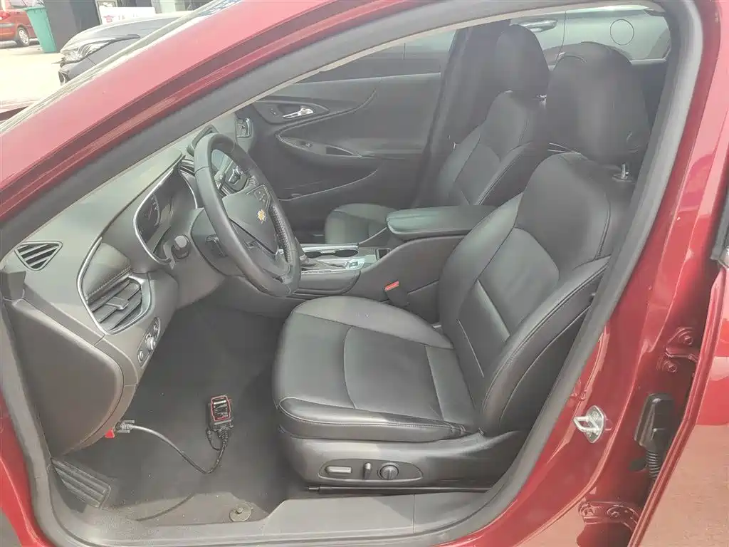 Chevrolet Malibu XL 2017 1.5T Auto Sport Edition фото 11