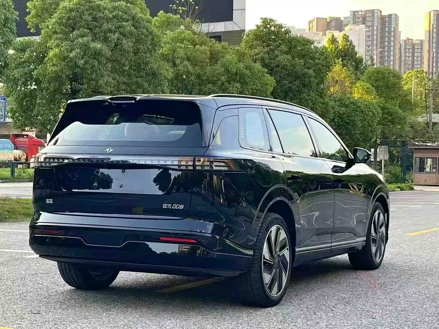 Dongfeng Yipai eπ008 2024 636Max Pure Electric 6-Seater фото 7