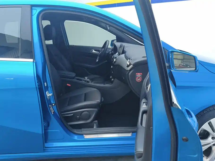 Mercedes-Benz B-Class 2015 B 200 Style фото 8
