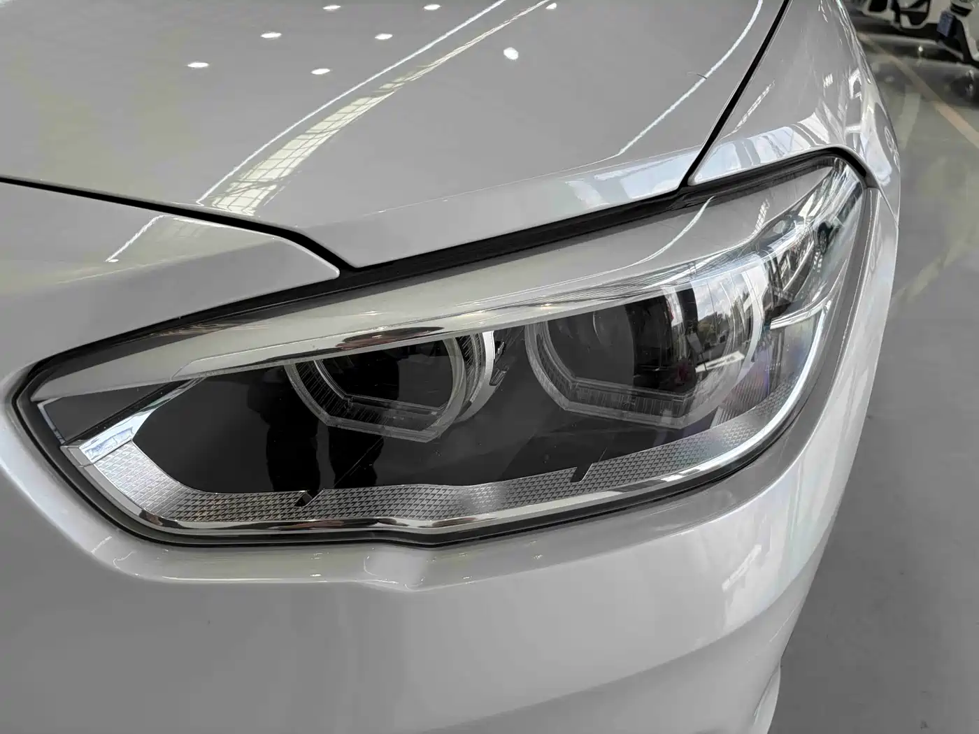 BMW 1 Series (Import) 2015 120i Leading фото 24