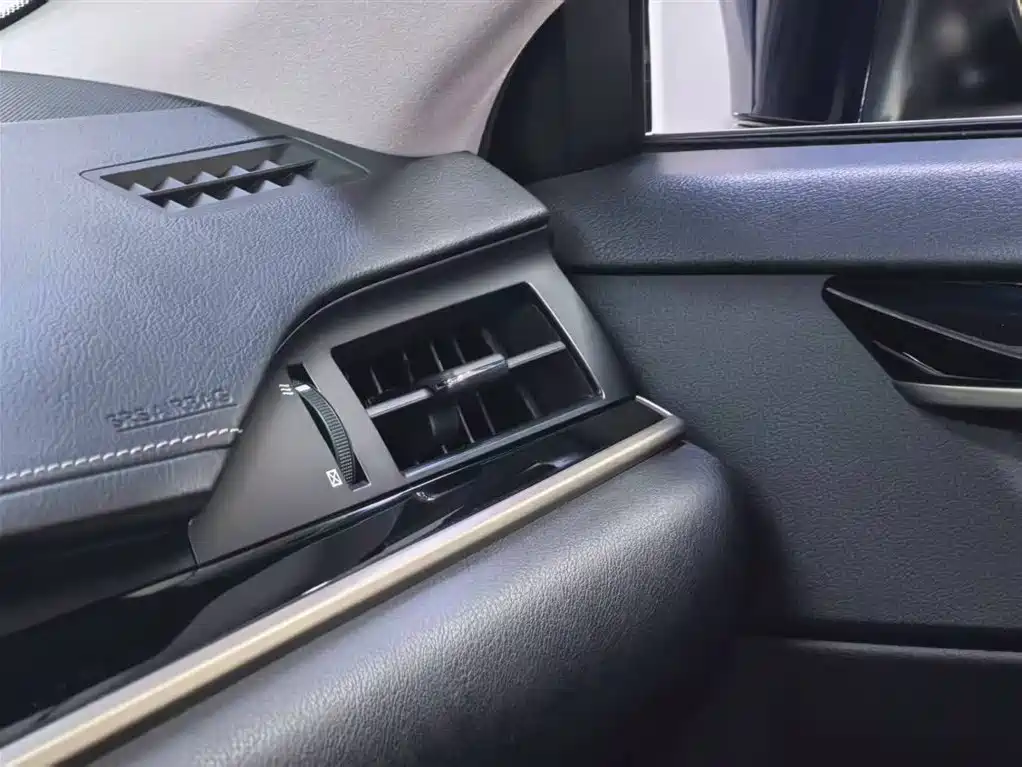 Lexus ES 2015 200 Elite Edition фото 9