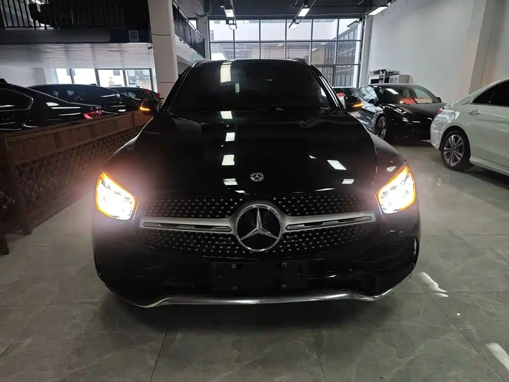 Mercedes-Benz GLC 2022 Facelift GLC 260 L 4MATIC Dynamic фото 3