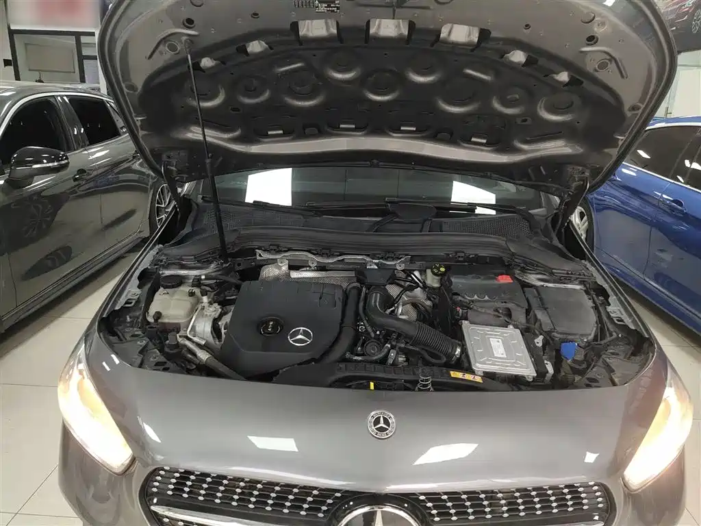 MERCEDES-BENZ CLASS B