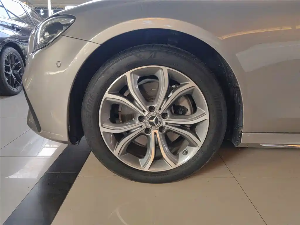 Mercedes-Benz E-Class 2021 E 300 L Sport Fashion фото 23