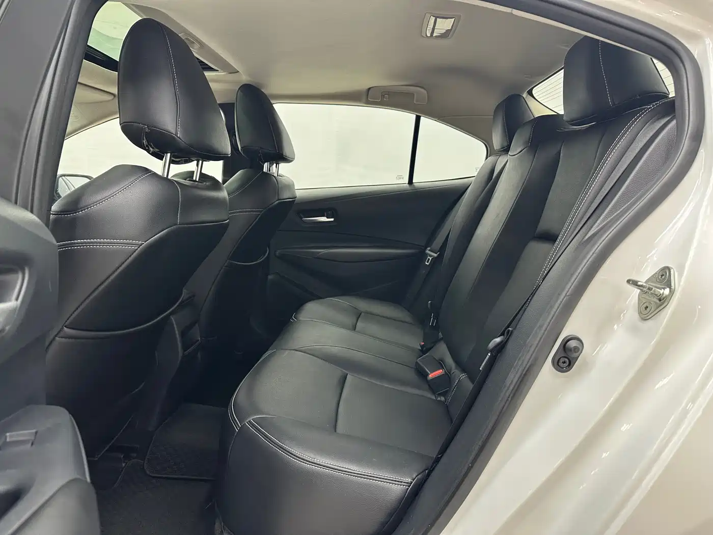 Toyota Corolla 2019 1.2T S-CVT GL-i Elite Edition фото 6