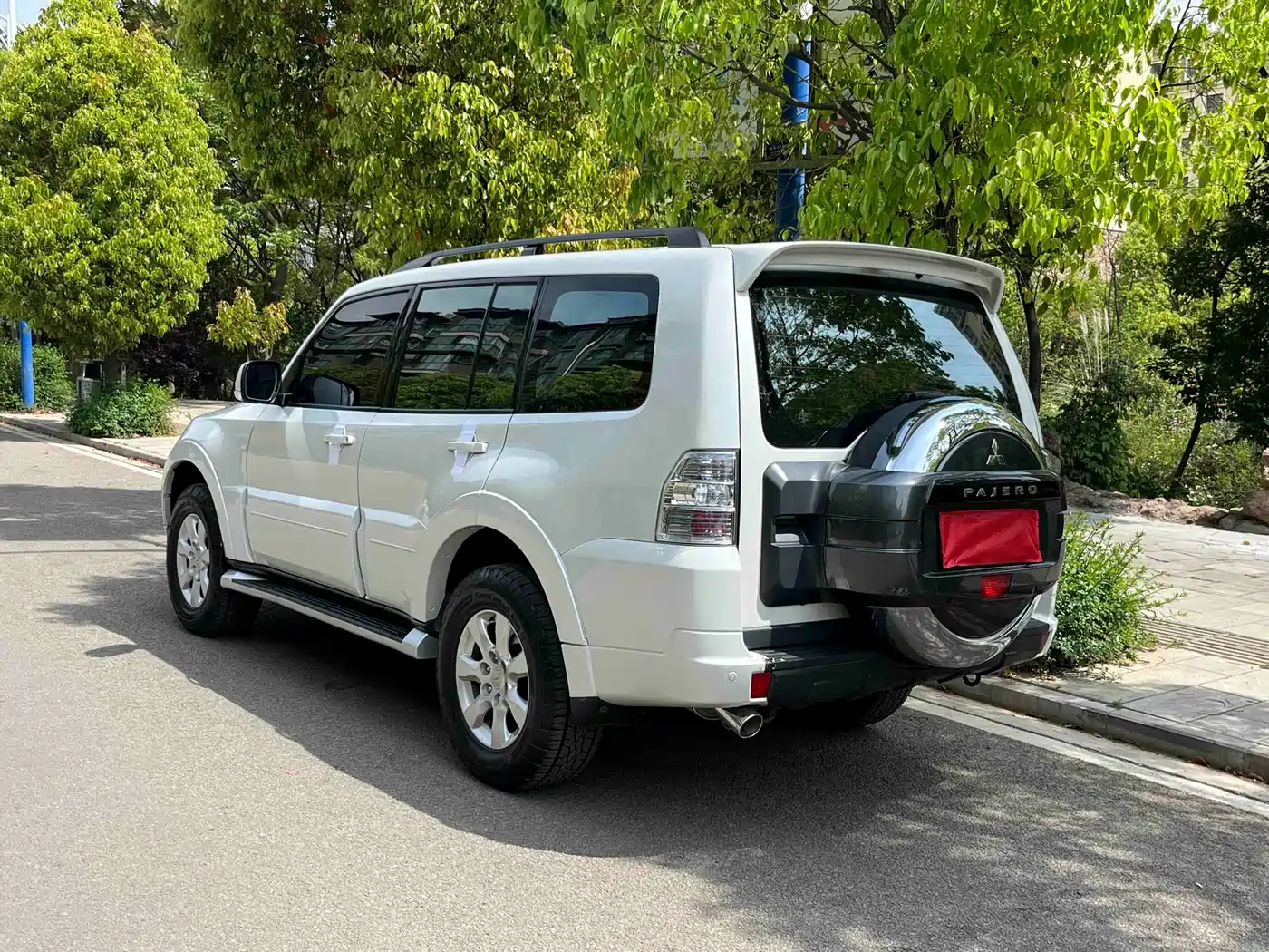 Mitsubishi Pajero (Import) 2019 3.0L Auto Standard Version фото 4