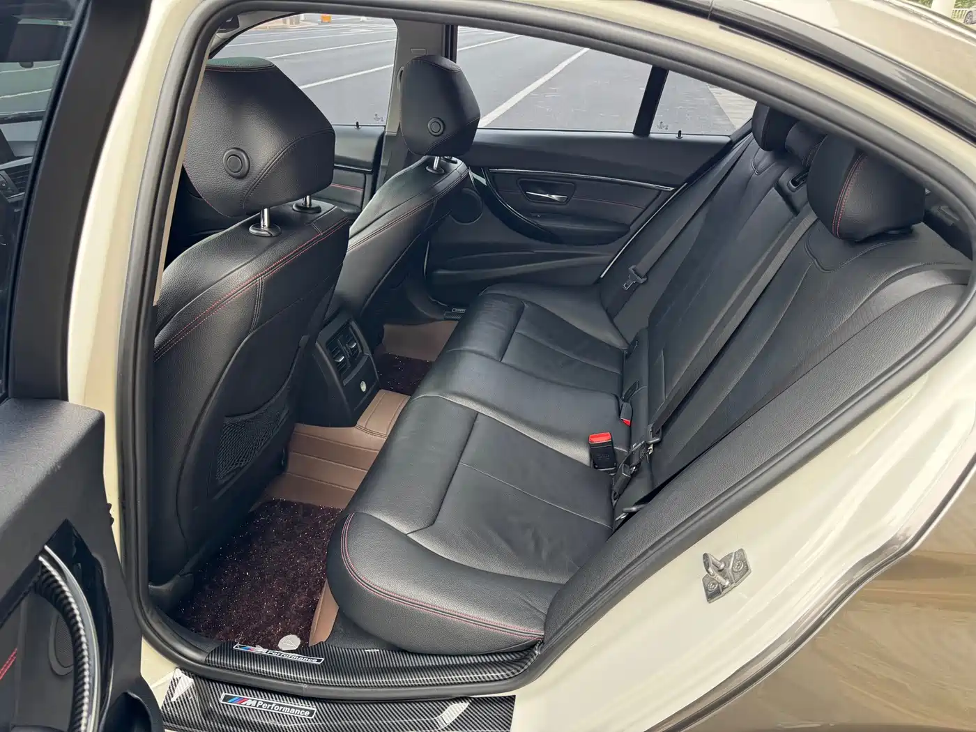 Фото 11 - BMW 3 Series (Import)